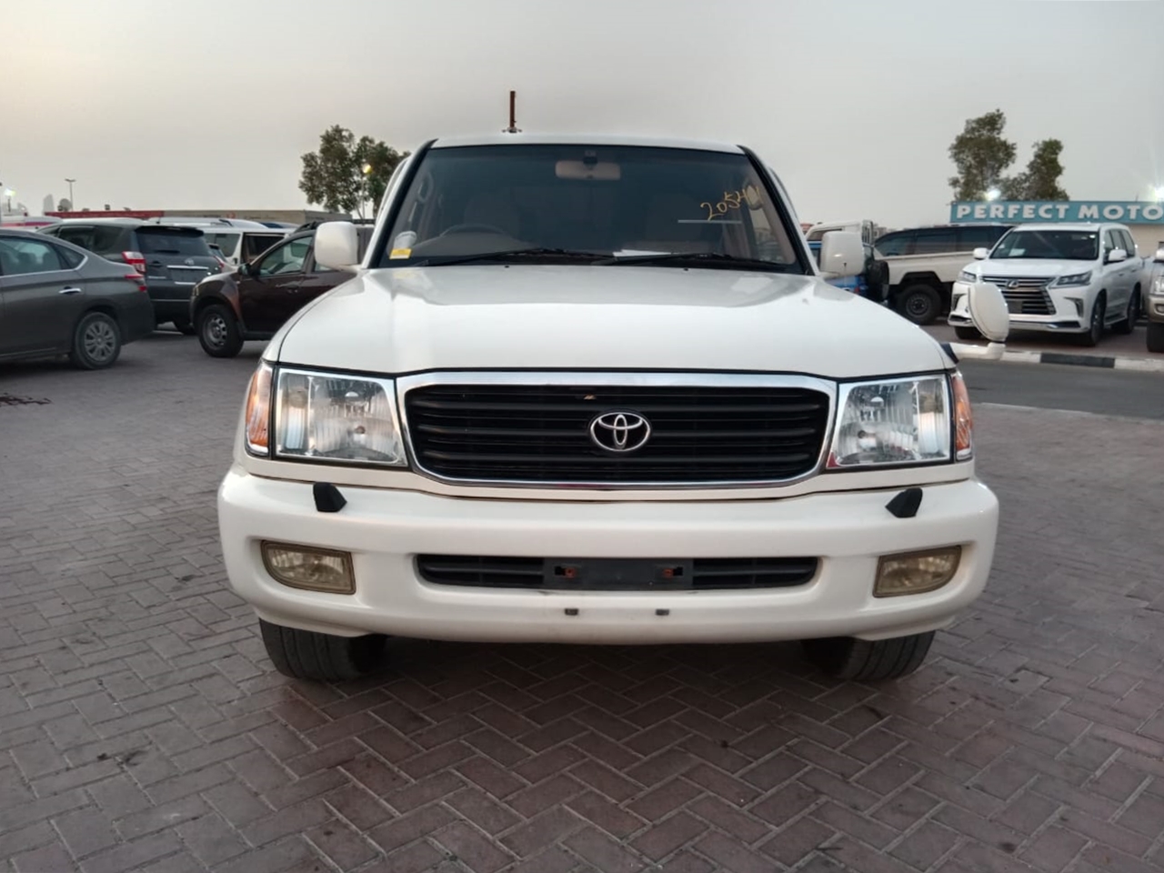 【ストア出品】 TOYOTA トヨタ 純正 UZJ100 100系 ランドクルーザー ランクル フロントグリル ラジエーターグリル 外装 メッキ 53101-60270